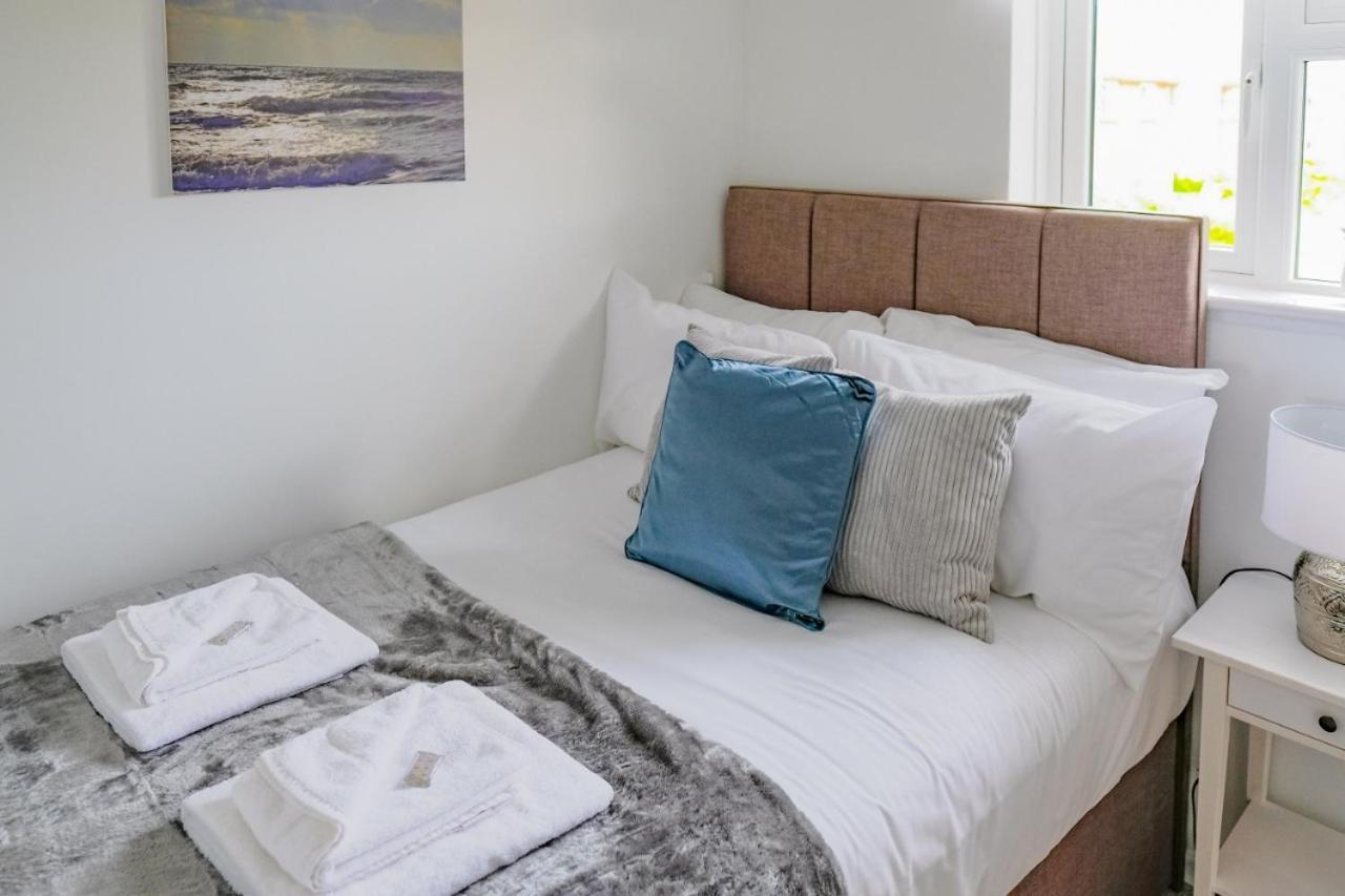 Modern & Artistic Design Humphreys Lodge - Sleep 6 CBG Buitenkant foto