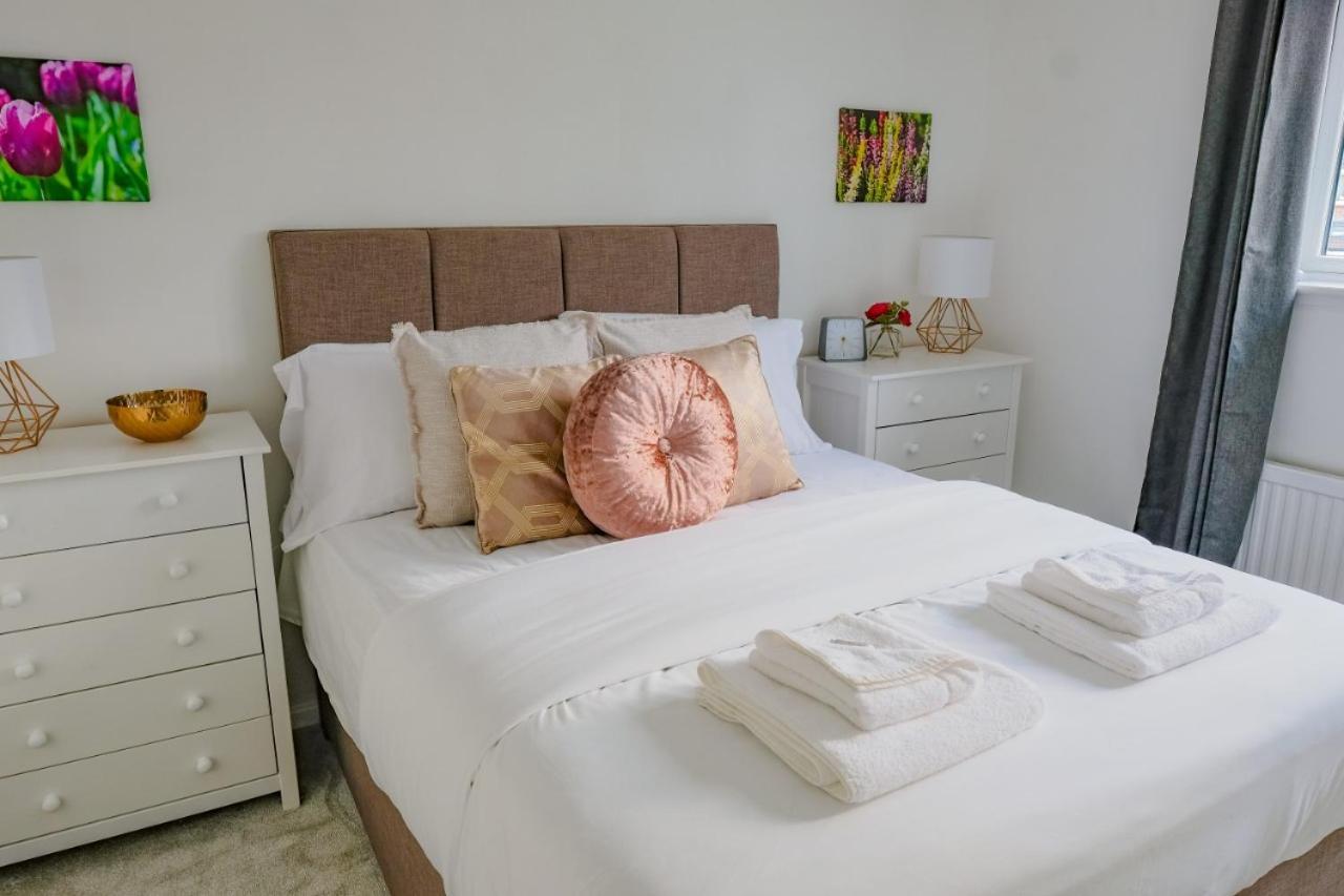 Modern & Artistic Design Humphreys Lodge - Sleep 6 CBG Buitenkant foto